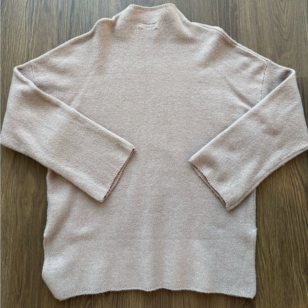Urban Outfitters Oversized Mockneck Women’s Tan Tunic Size Small
